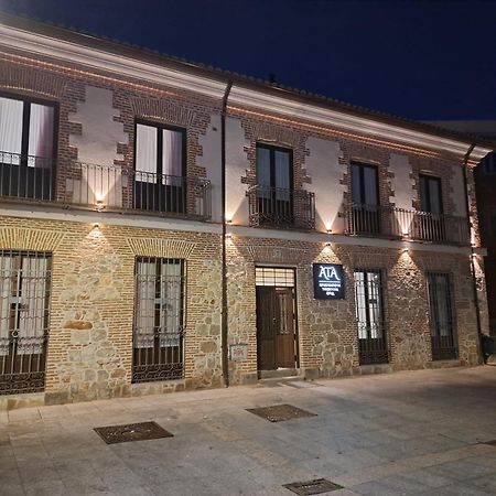 Apartamentos Turisticos Avila Puerta Del Puente 1-3 Exteriör bild